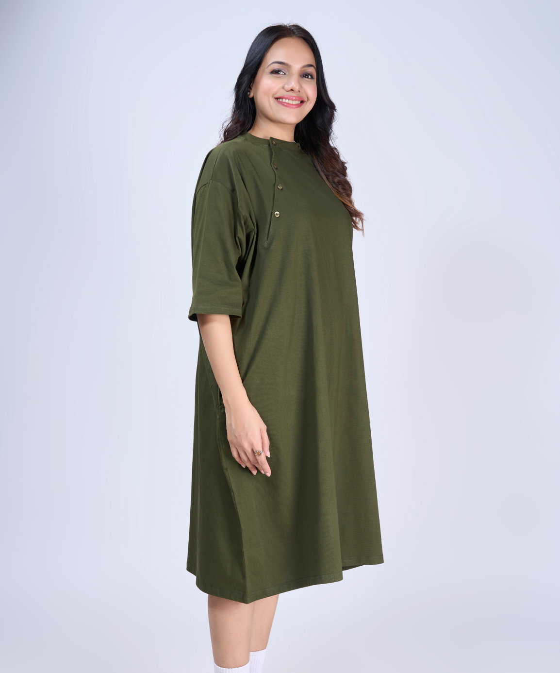 Olive Feeding Oversized Pocket Tees (With Button)